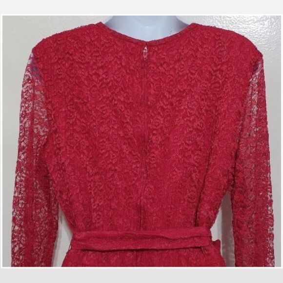 Vintage Red Lace Maxi Dress - Picture 8 of 11